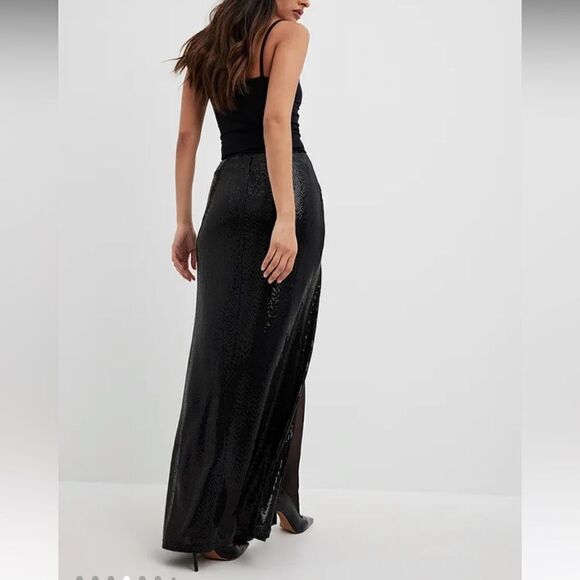 Sparking High Slit Maxi Skirt - Picture 3 of 8